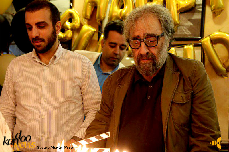 مسعود کیمیایی در یکی از جشن تولدهایش در کنار پسرش پولاد